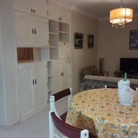 Appartement Tranquilo En San Agustin 1 Cama Doble Y Salon Con Sofas Camas *