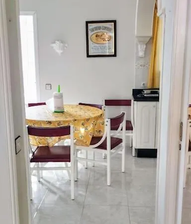 شقة Tranquilo En San Agustin 1 Cama Doble Y Salon Con Sofas Camas